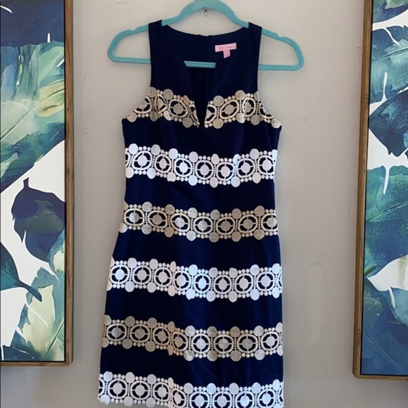 Lilly Pulitzer Navy & Gold Embroidered Lace Shift Dress Size 0 Excellent Cond. - Picture 2 of 16
